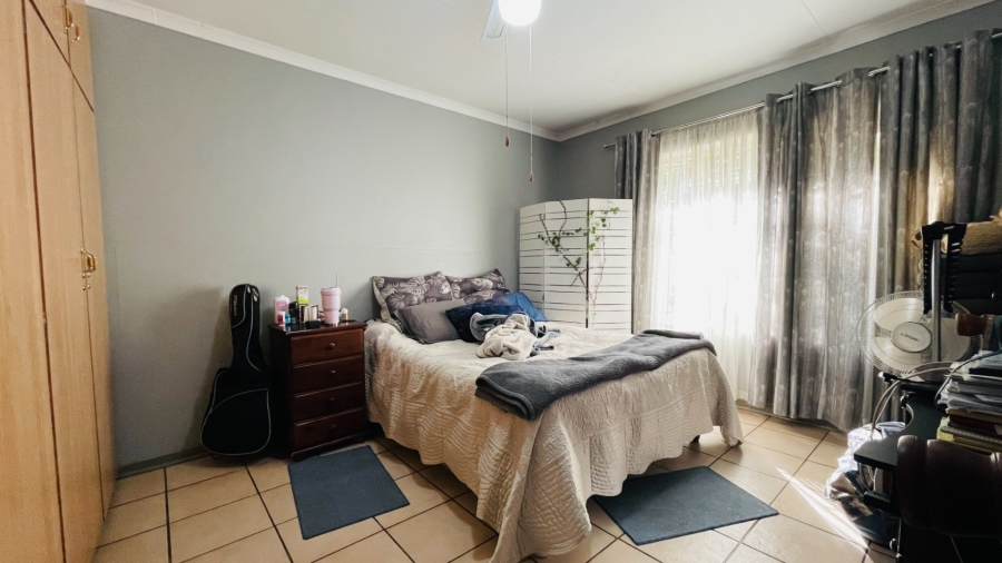 2 Bedroom Property for Sale in Potchefstroom South North West